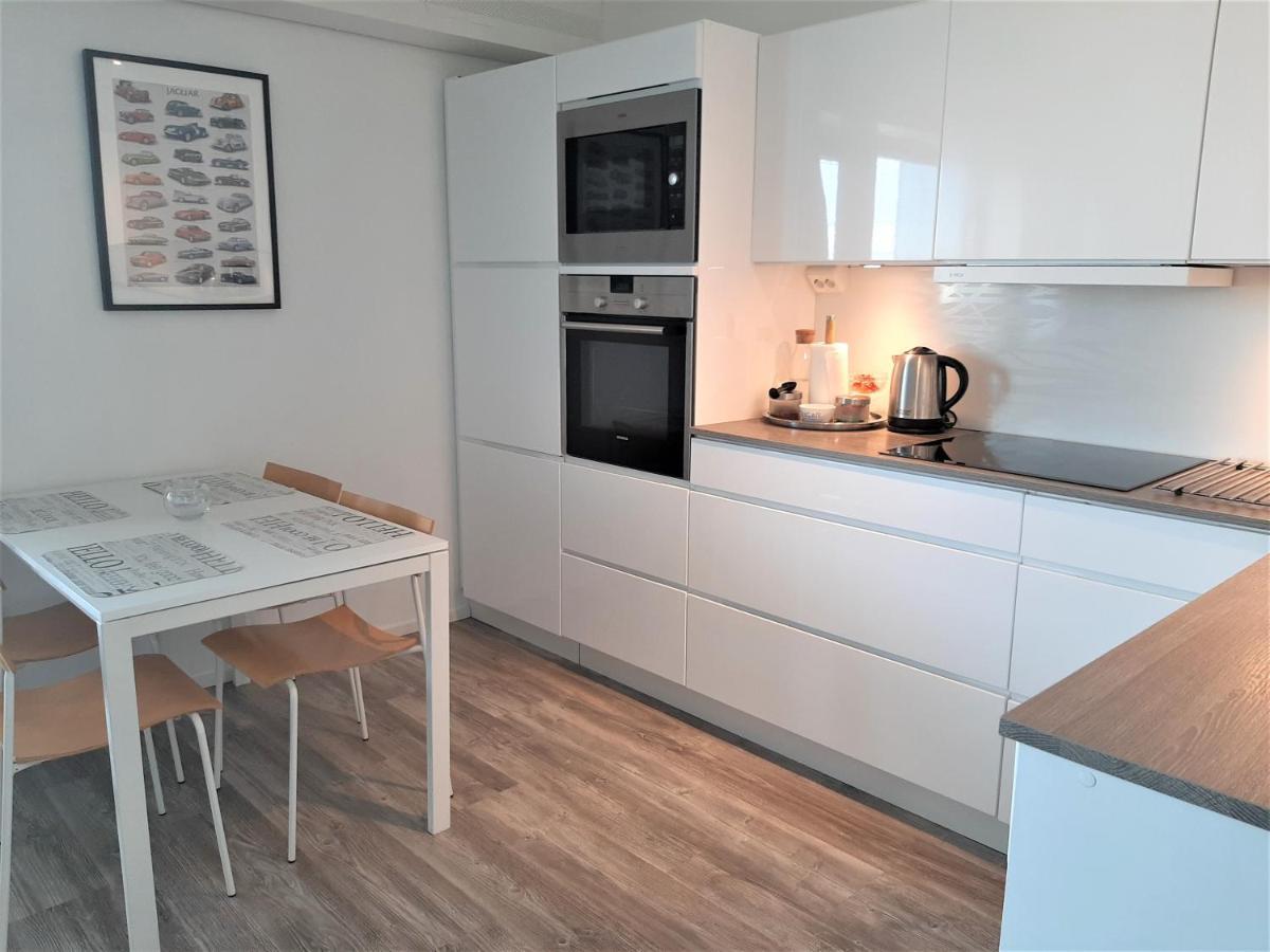 Seaside Downtown Apartment With Private Parking Helsinki Eksteriør billede